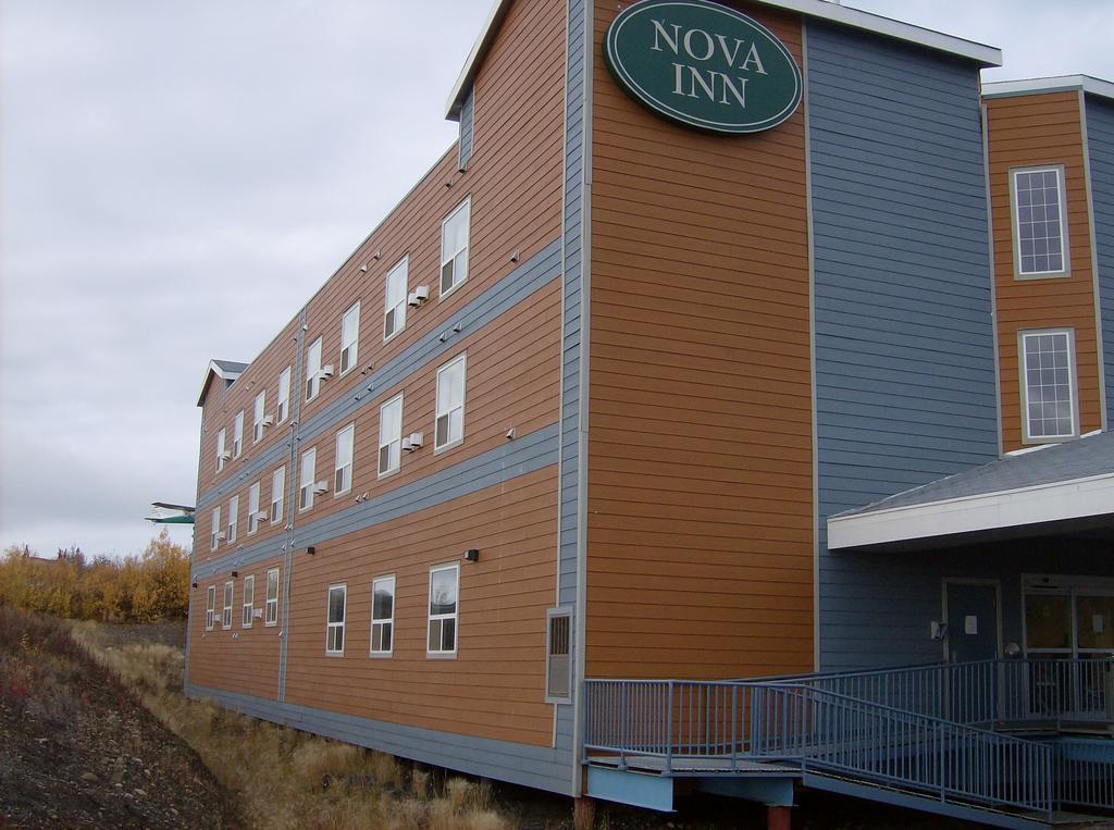 Nova Inn Inuvik Eksteriør bilde